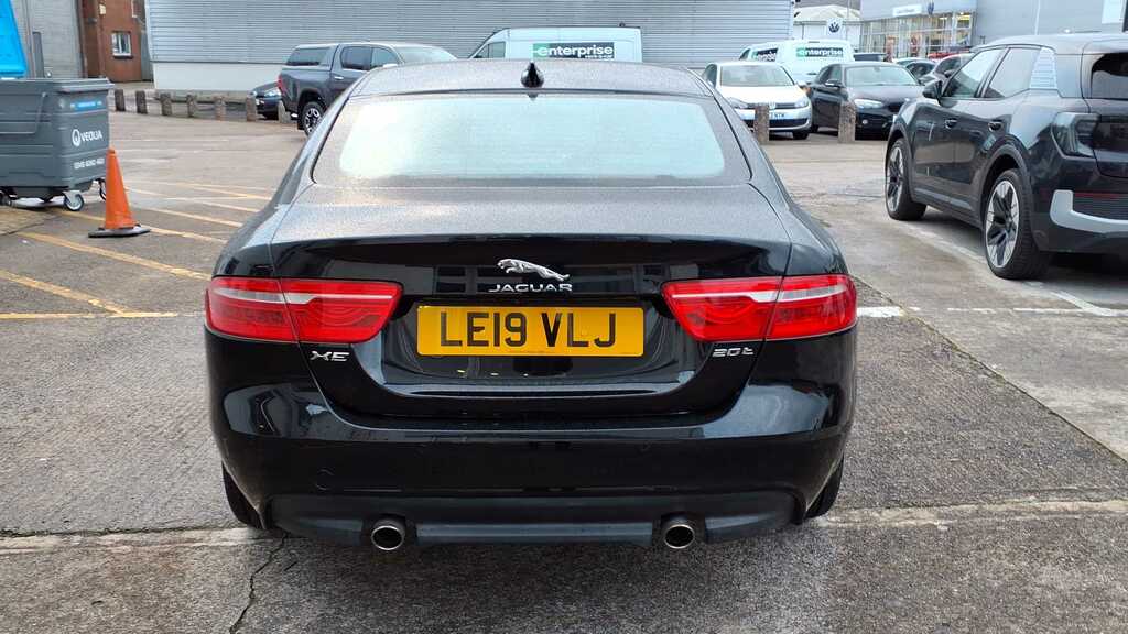 Jaguar XE 2.0 Ingenium Portfolio 2019 LE19VLJ Black #4