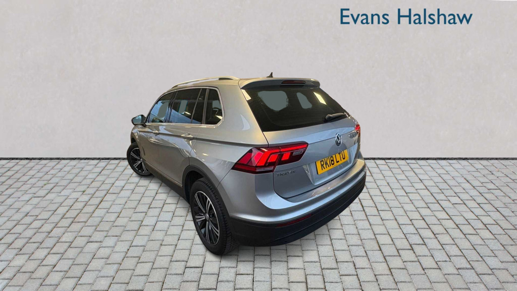 Volkswagen Tiguan 1.4 Tsi 150 4Motion Se Nav Dsg 2018 Silver #2