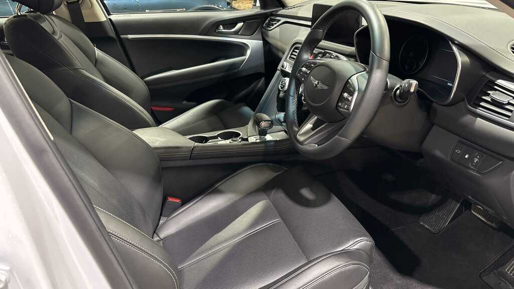 Genesis G70 2.0T 245Ps Rwd Sport Innovation Pack Blue #17