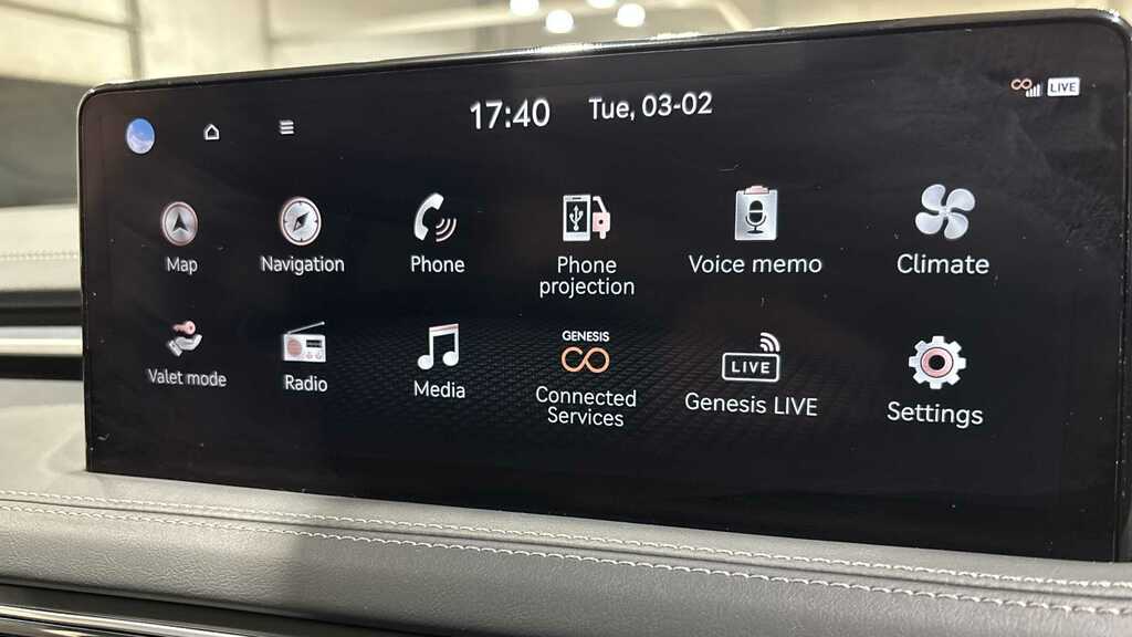 Genesis G70 2.0T 245Ps Rwd Sport Innovation Pack Blue #30