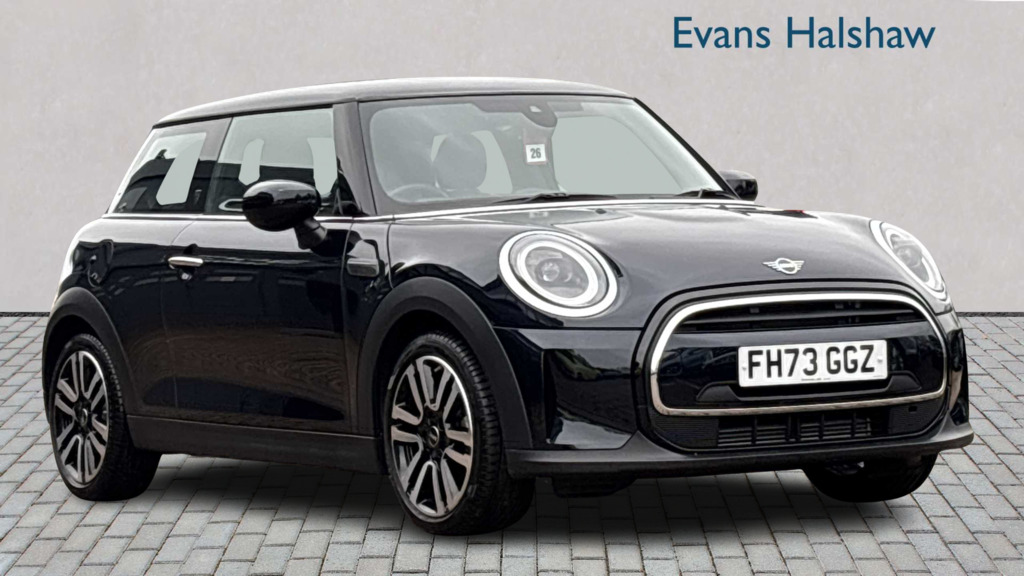 Mini Hatch 1.5 Cooper Exclusive 2024 Black