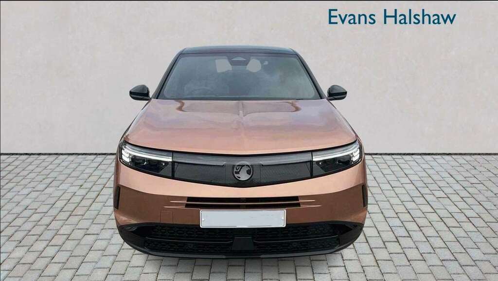 Vauxhall Grandland 157Kw Ultimate 73Kwh Panoramic Roof 202 NU75XXE  #4