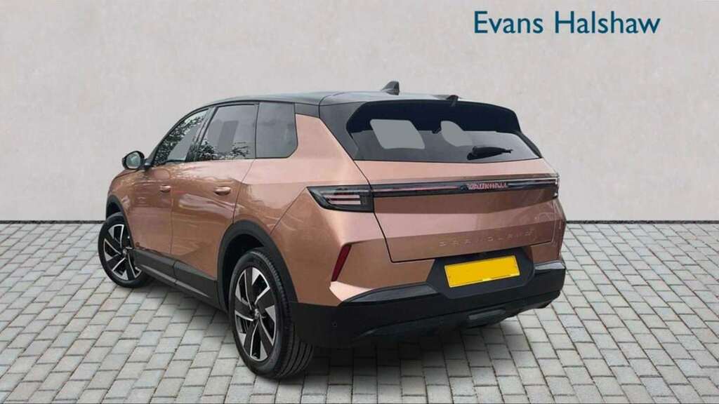 Vauxhall Grandland 157Kw Ultimate 73Kwh Panoramic Roof 202 NV75PLU  #2