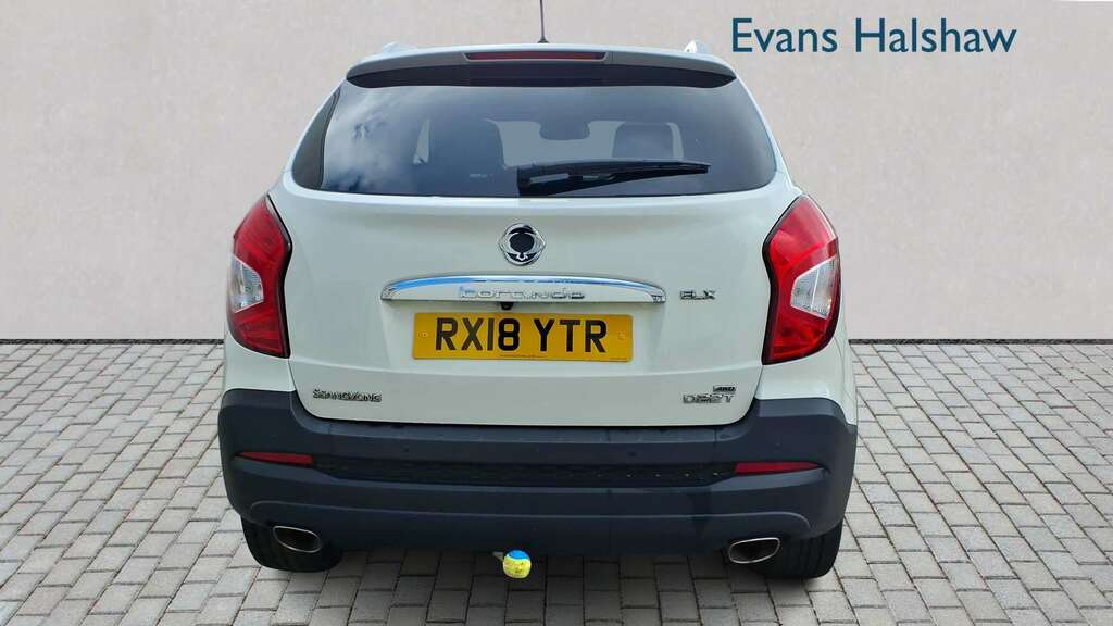 SsangYong Korando 2.2 Elx 4X4 2018 White #5