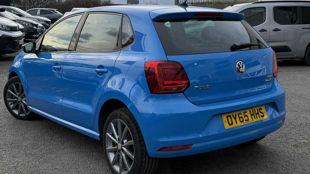 Volkswagen Polo 1.4 Tdi Se Design 2015 Blue #2