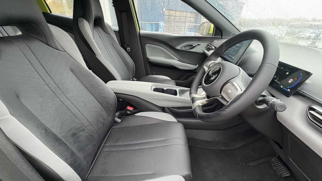 Byd Dolphin 65Kw Boost 43Kwh 2025 BL75UXW Green #3