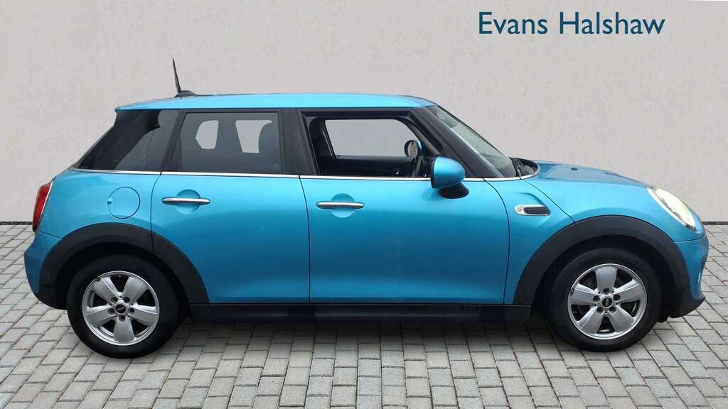 Mini Hatch 1.5 Cooper II 2018 WG18OKV Blue #3