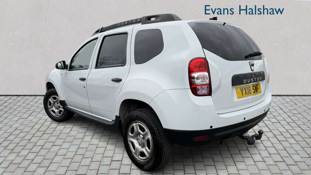 Dacia Duster 1.6 Sce 115 Air 2018 White #2