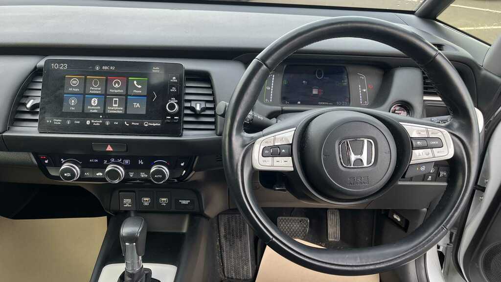Honda Jazz 1.5 I-mmd Hybrid Ex Ecvt 2020 NL70RVT White #6