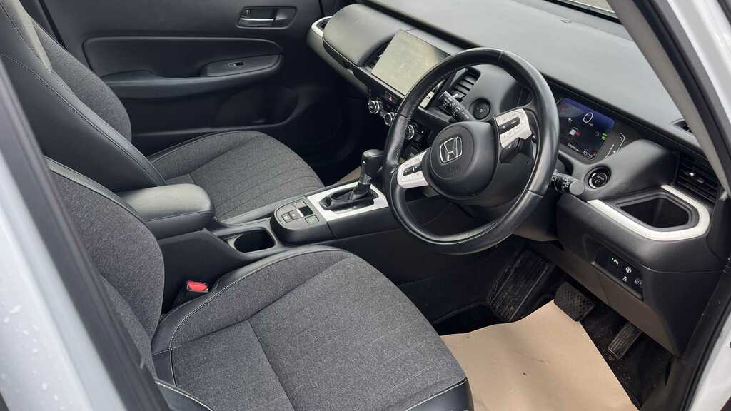 Honda Jazz 1.5 I-mmd Hybrid Ex Ecvt 2020 NL70RVT White #5