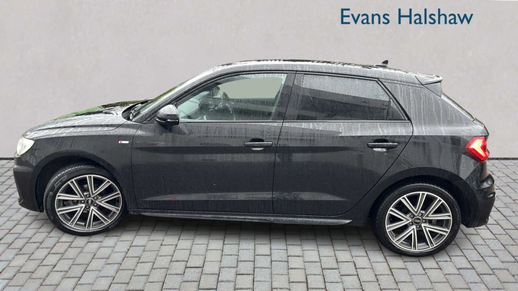 Audi A1 25 Tfsi S Line S Tronic 2024 YK74LXJ Black #3