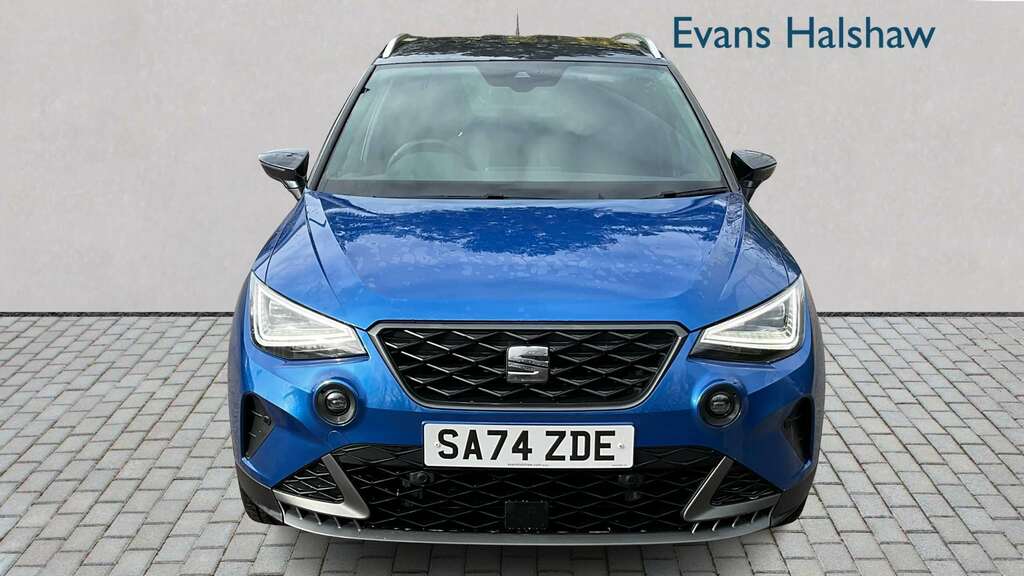 Seat Arona 1.0 Tsi 115 Fr Limited Edition Dsg 2024 Blue #4