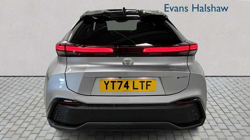 Toyota C-Hr 2.0 Phev Excel Cvt 2024 YT74LTF Silver #5