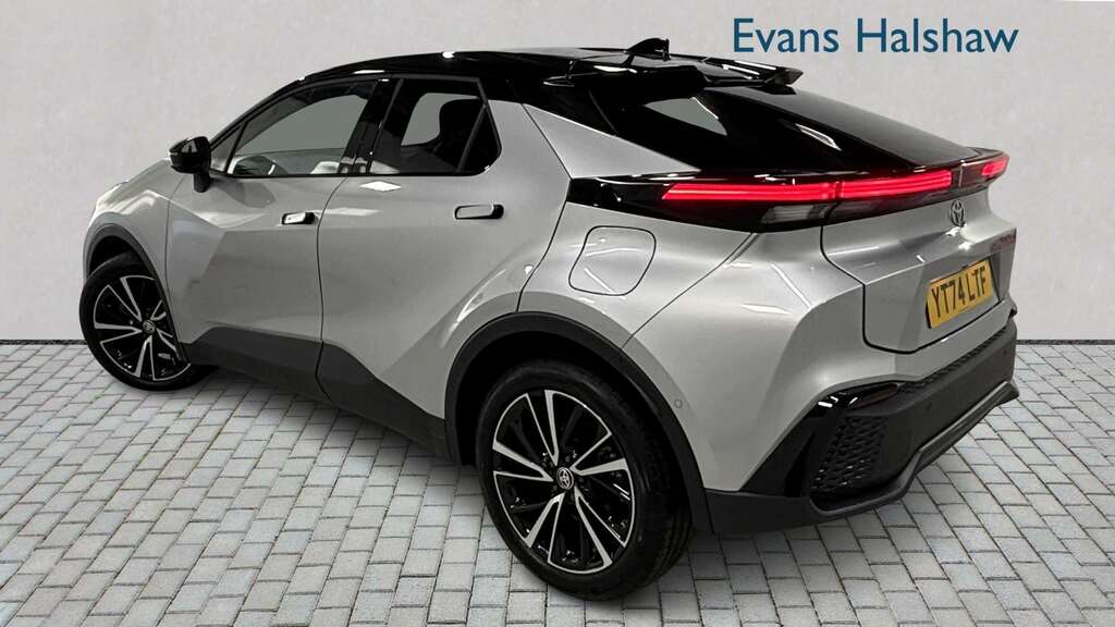 Toyota C-Hr 2.0 Phev Excel Cvt 2024 YT74LTF Silver #2