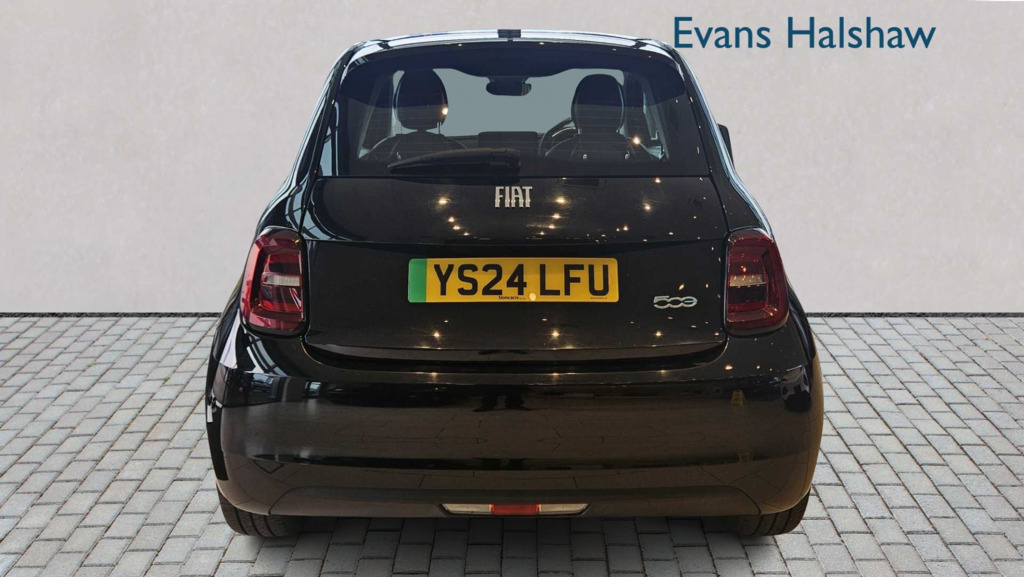 Fiat 500 87Kw 42Kwh 2024 YS24LFU Black #5