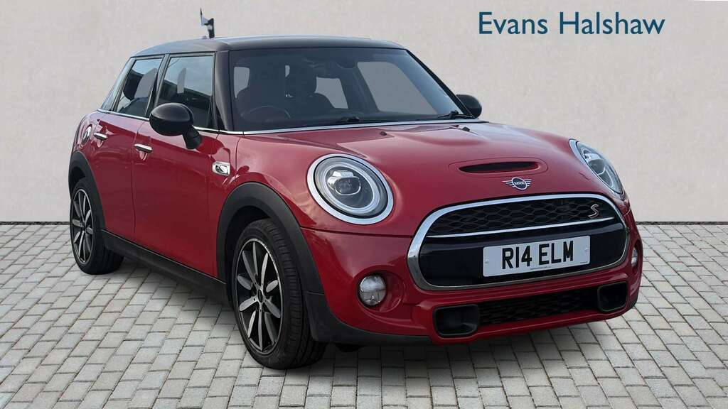 Mini Hatch 2.0 Cooper S II Chili Pack 2018 Red