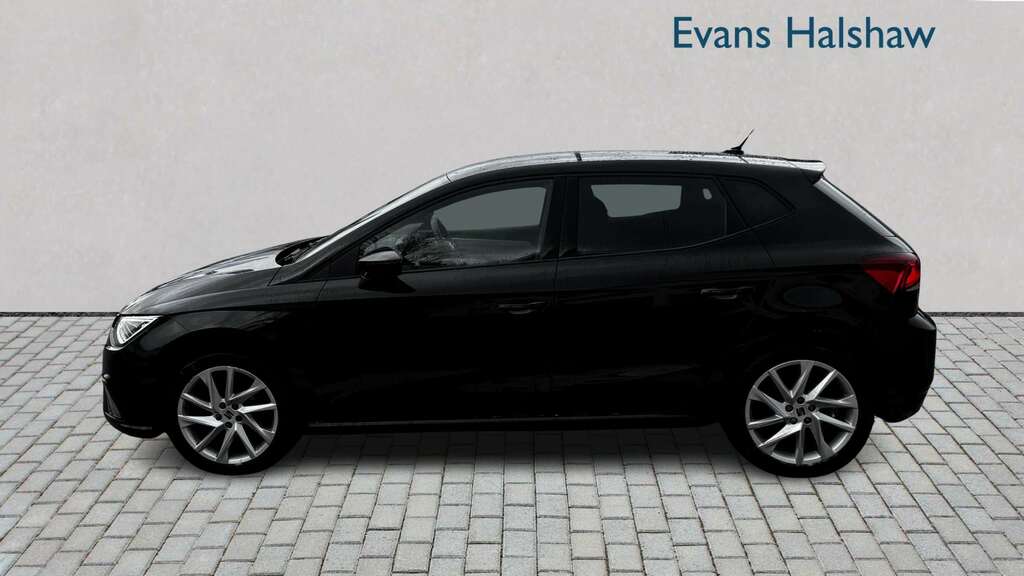 Seat Ibiza 1.0 Tsi 95 Fr 2024 CN74ZYT Black #4