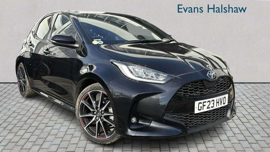 Toyota Yaris 1.5 Hybrid Gr Sport Cvt 2023 Black