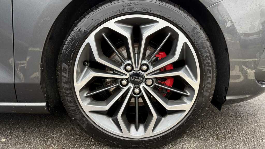 Ford Focus 1.0 Ecoboost Hybrid Mhev St-line X 2025 MT75DWA Grey #6