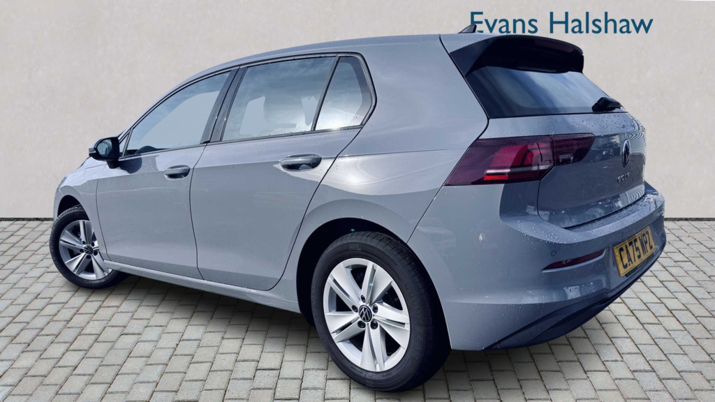 Volkswagen Golf 1.5 Tsi Life 2025 CA75WPZ Grey #2