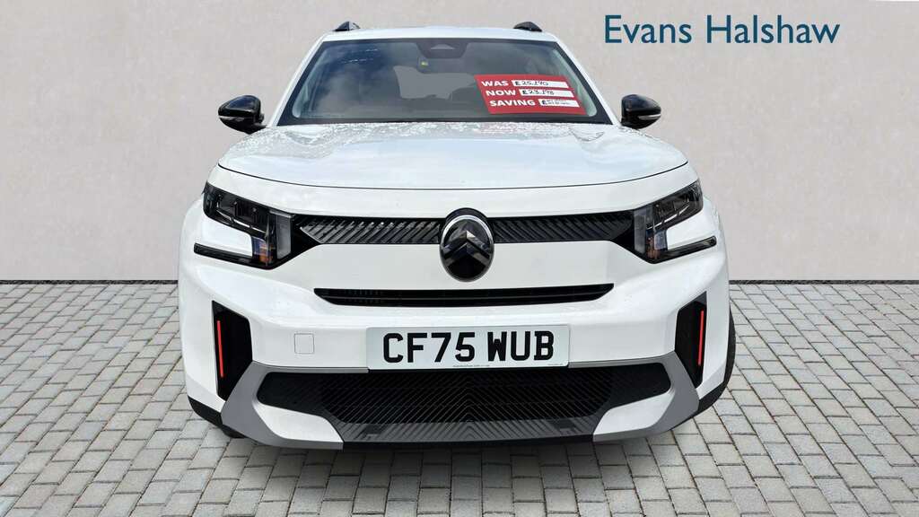 Citroen C3 Aircross 1.2 Hybrid 136 Plus E-dcs6 2025 White #3