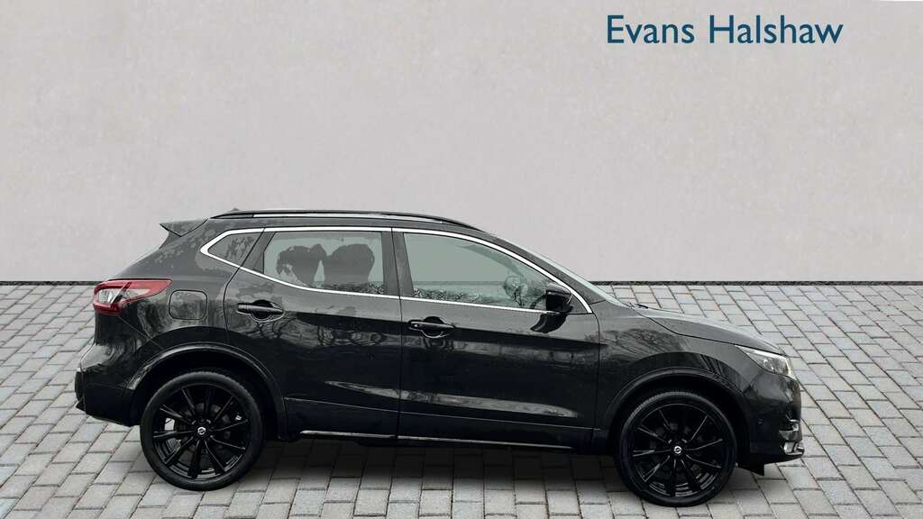 Nissan Qashqai 1.3 Dig-t N-tec 2020 PE70UXO Black #4