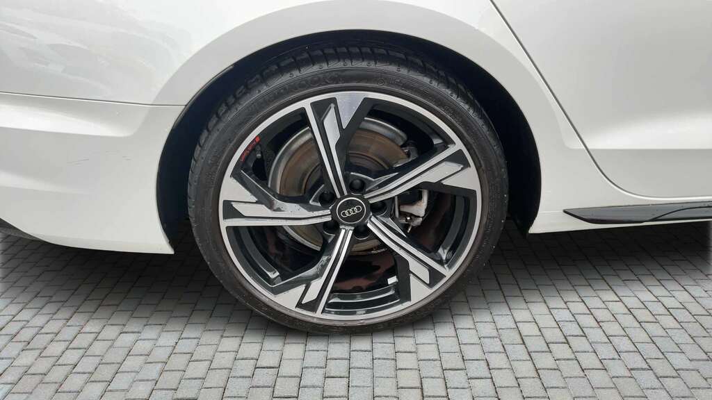 Audi A4 35 Tdi Black Edition S Tronic 2022 White #5
