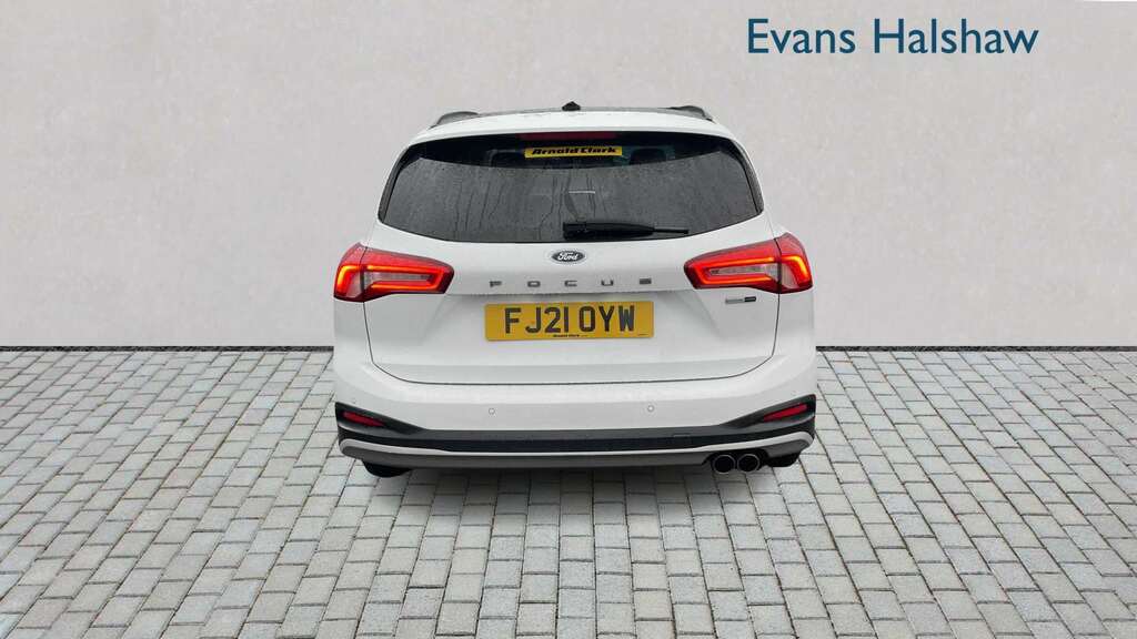 Ford Focus 1.0 Ecoboost Hybrid Mhev 125 Active X Edition FJ21OYW White #3