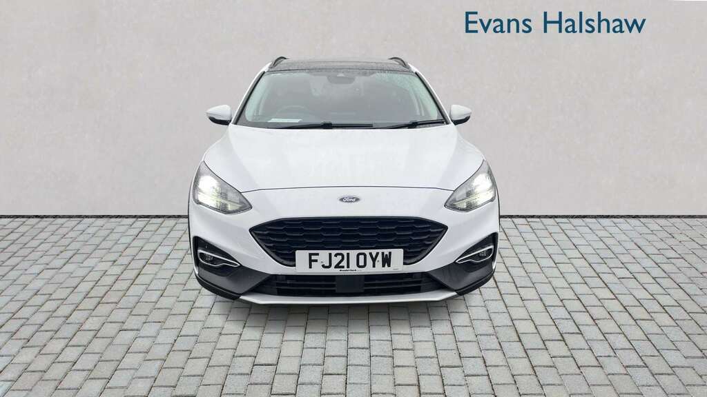 Ford Focus 1.0 Ecoboost Hybrid Mhev 125 Active X Edition FJ21OYW White #5