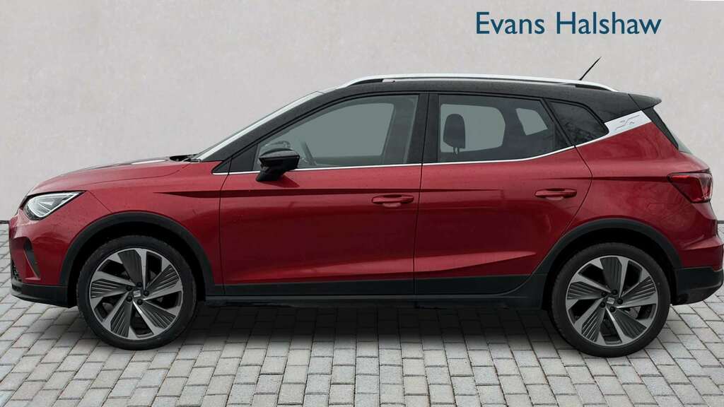 Seat Arona 1.0 Tsi 110 Fr Sport 2023 YM72GYA Red #3