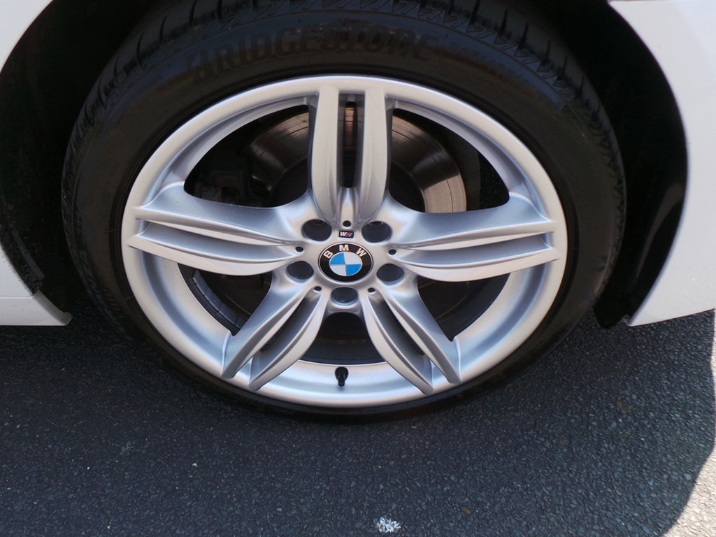BMW 5 Series 2011 520D M Sport HV61ZKD White #2