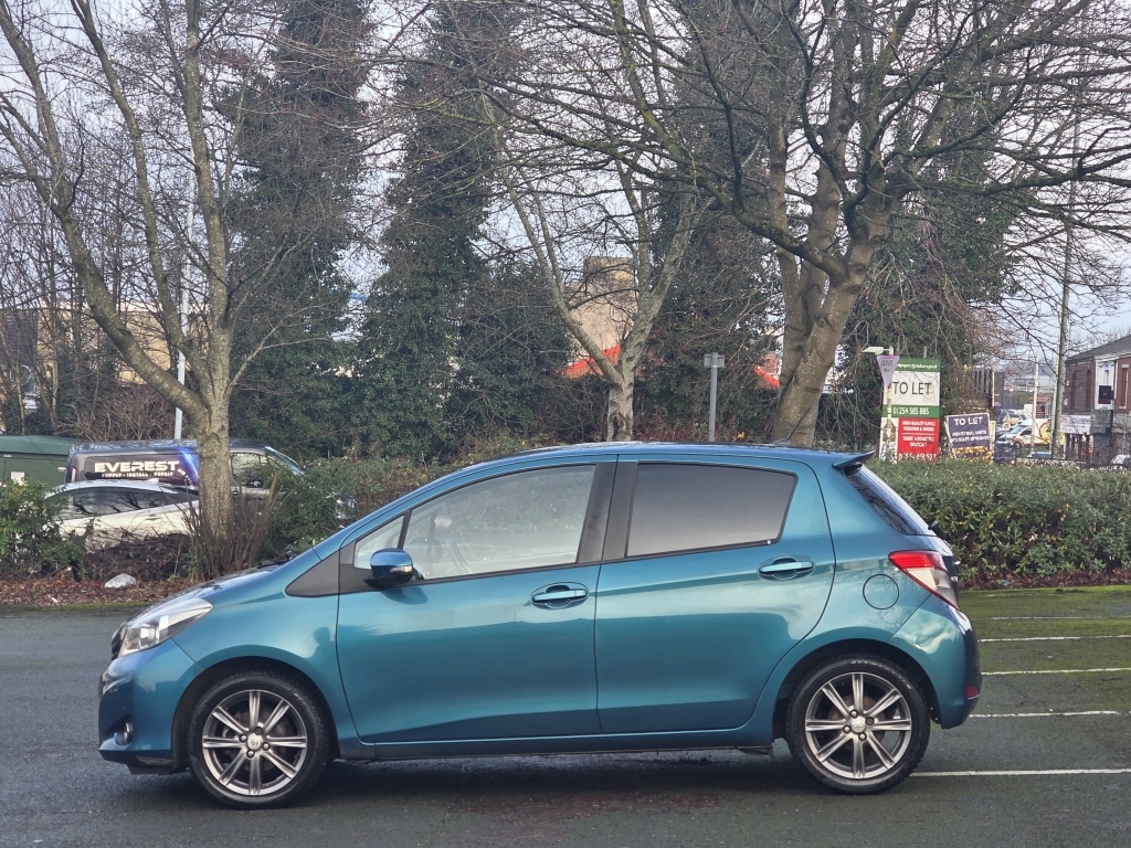 Toyota Yaris 1.3 Vvt-i Sr LFZ8379 Blue #4