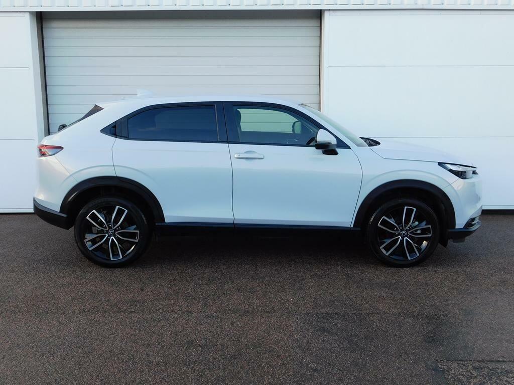 Honda Hr-V 1.5 H I-mmd Ehev Elegance Cvt Euro 6 Ss RE25ODH White #3