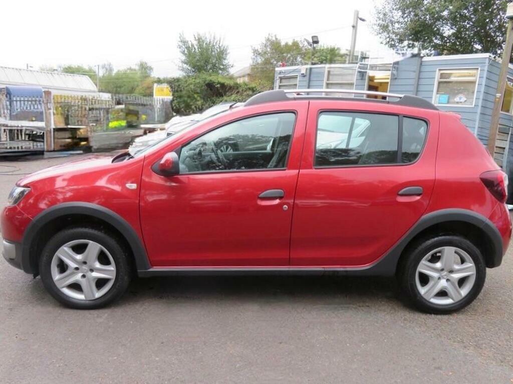 Dacia Sandero Stepway 1.5 Dci Laureate Euro 5 AE64NLN Red #6