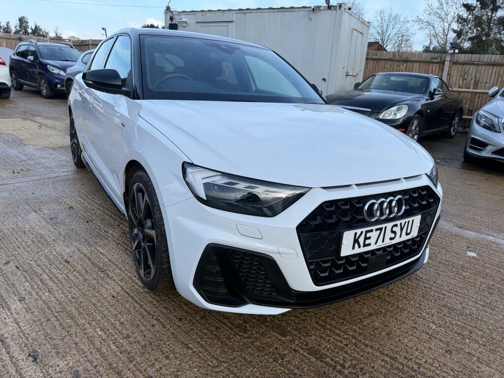 Audi A1 1.0 Tfsi 30 Black Edition Sportback S Tronic Euro White