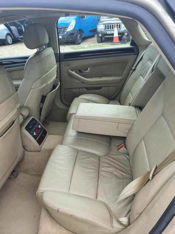 Audi A8 4.2 Quattro Grey #8