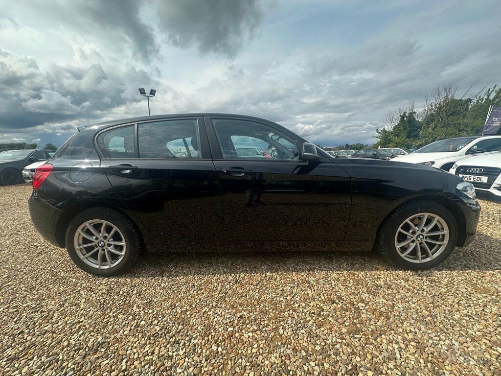 BMW 1 Series Hatchback 1.5 116D Se Business Euro 6 Ss 2 YA18YZR Black #5