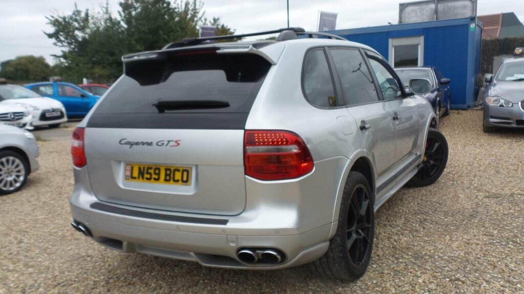 Porsche Cayenne Suv 4.8 Gts Tiptronic S Awd 200959 Silver #3