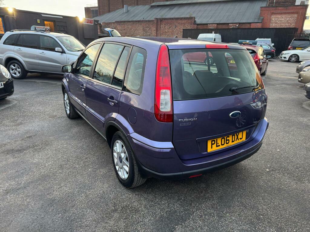 Ford Fusion 1.6 Zetec Climate Purple #4