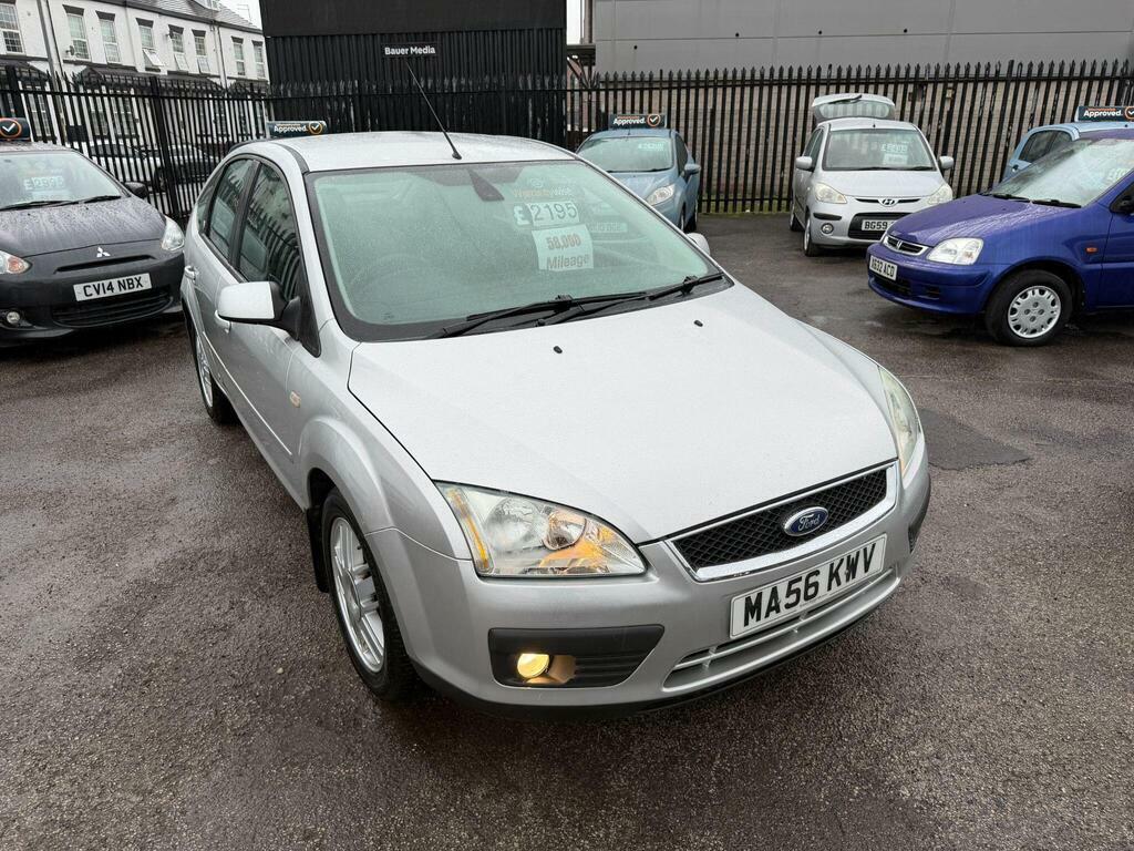 Ford Focus 1.8 Ghia MA56KWV Silver #2