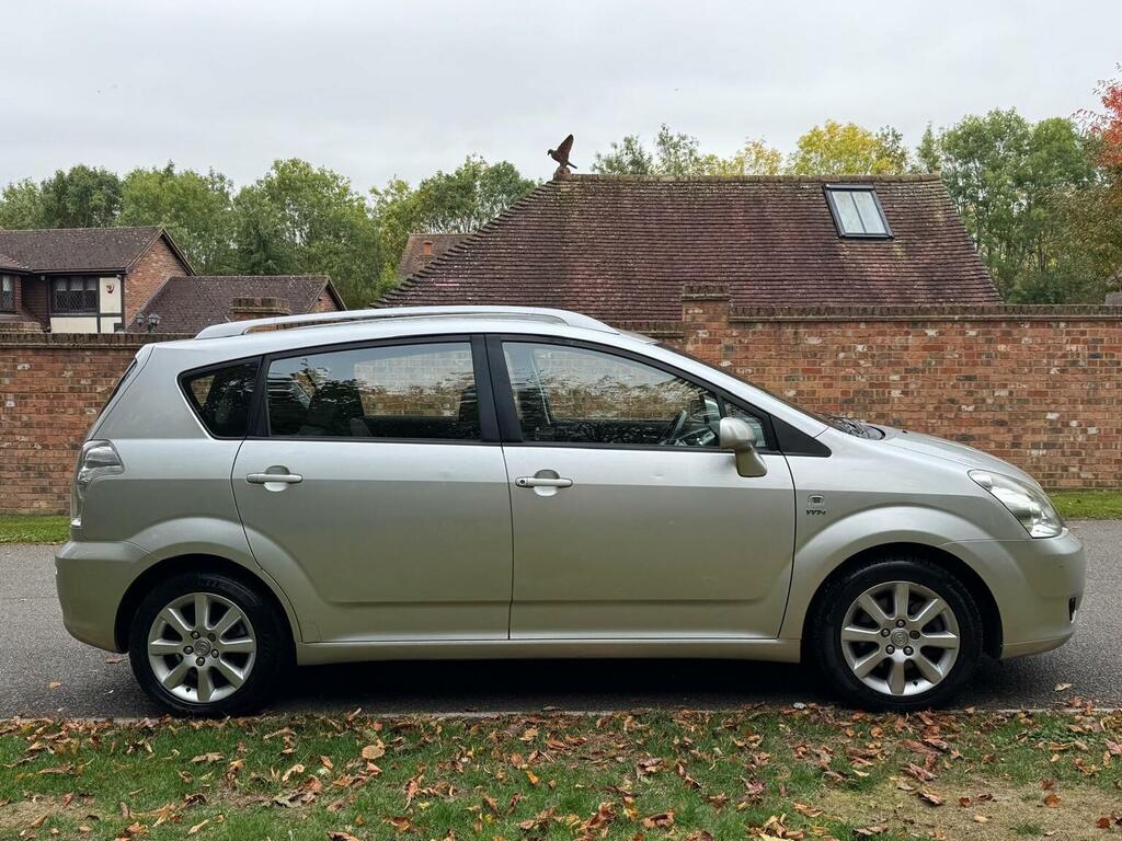 Toyota Corolla Verso 1.8 Vvt-i T3 Grey #4
