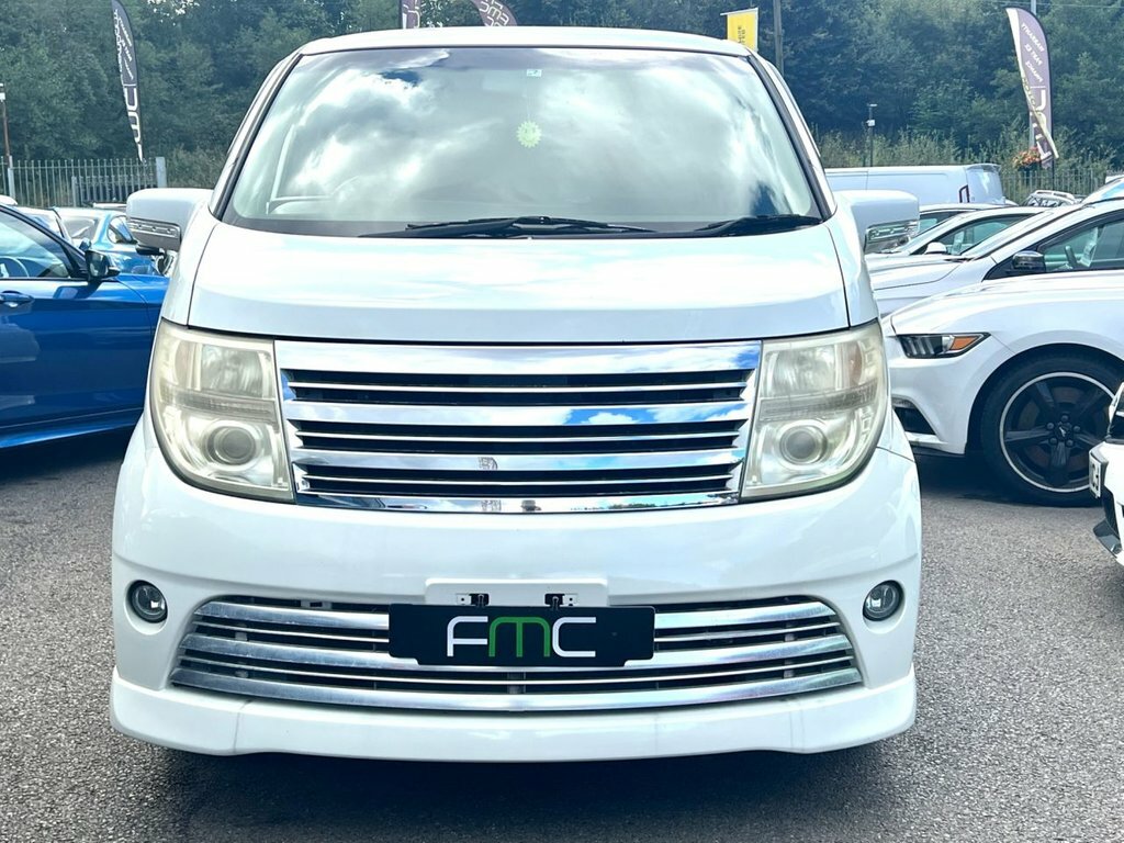 Nissan Elgrand 2.5 Rider 8 Seater White #3