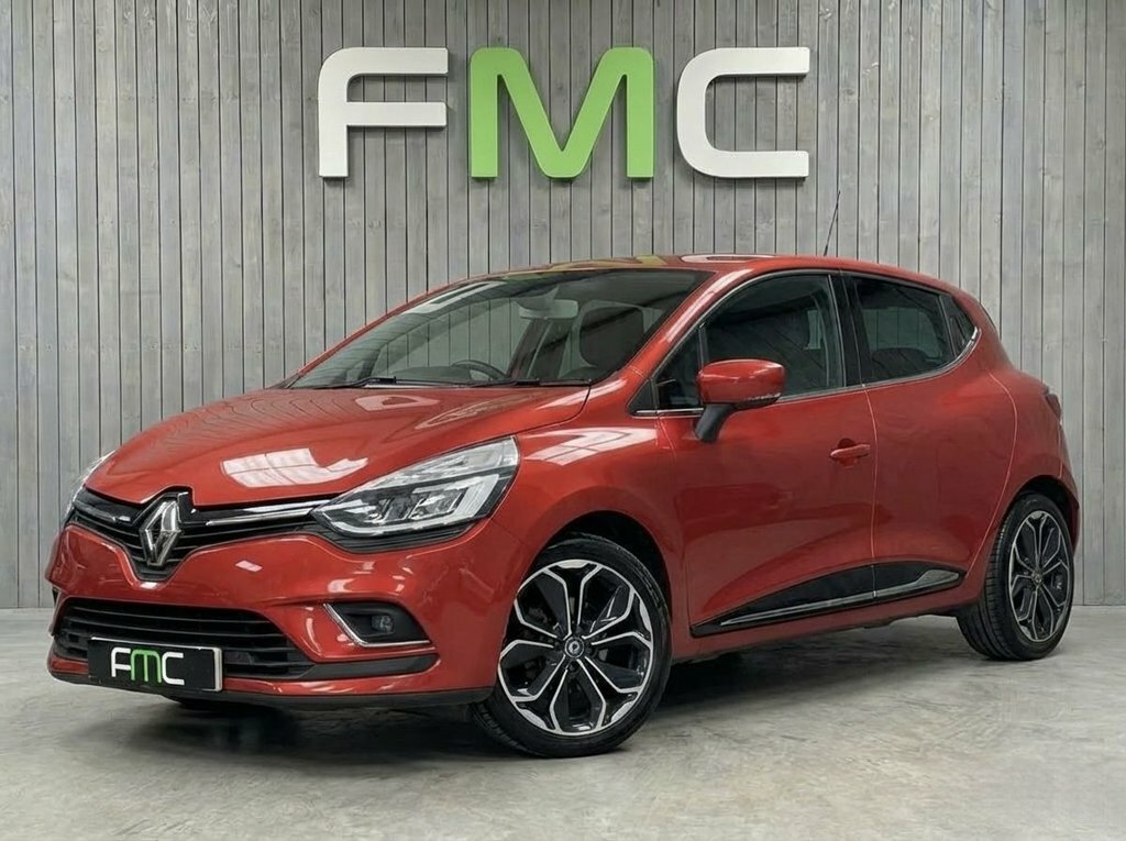 Renault Clio 1.5L Dynamique S Nav Dci Red