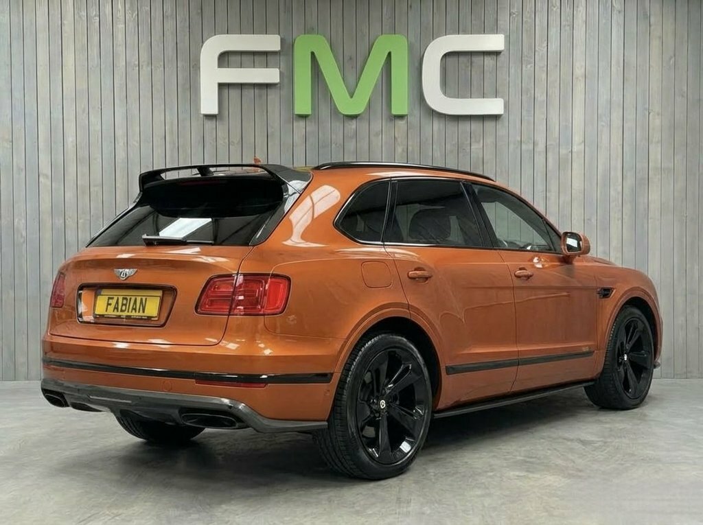 Bentley Bentayga 6L Null Orange #3