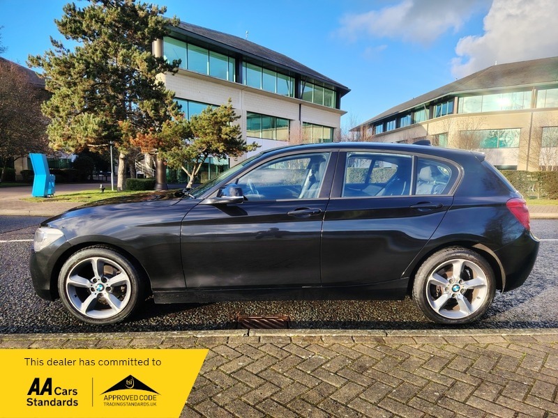 BMW 1 Series 2.0 118D Se Hatchback AU63VMK Black #4