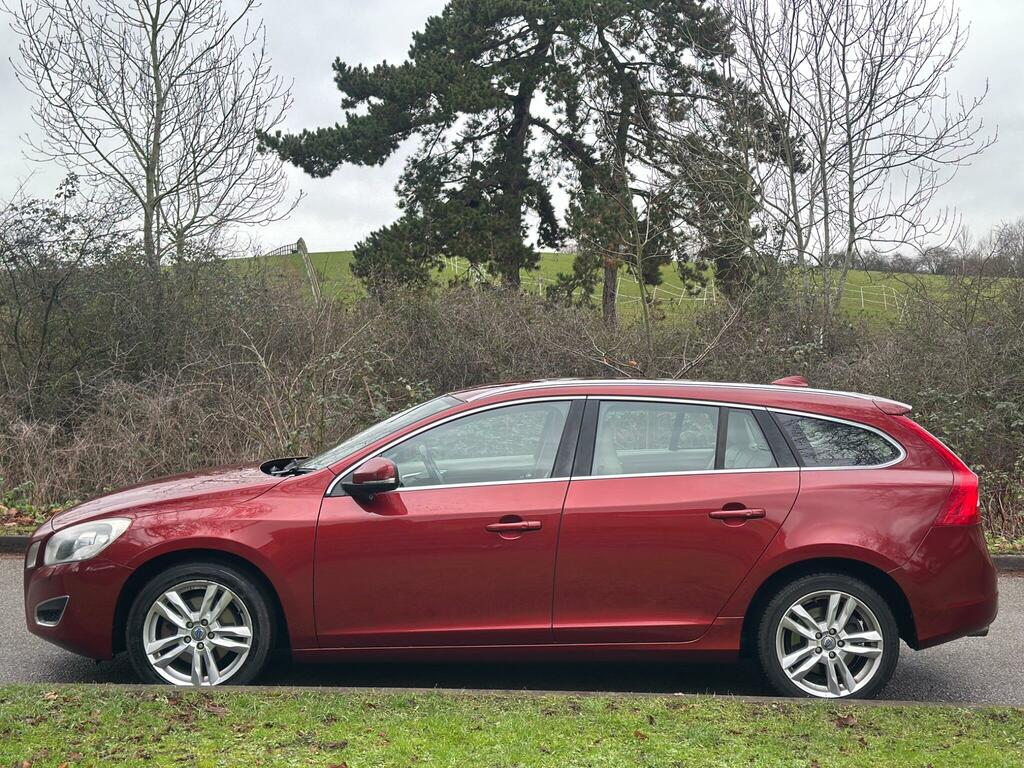 Volvo V60 1.6D Drive Se Lux Euro 5 Ss AK11PVY Red #3