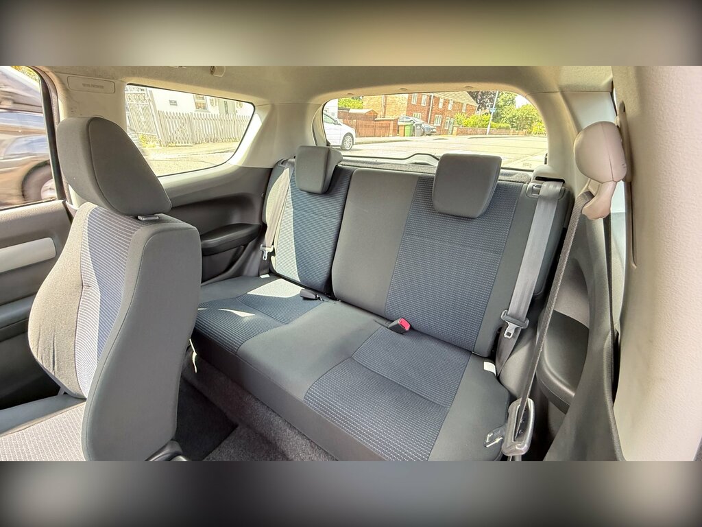 Suzuki Swift 1.3 Sz2 Hatchback 140 Gkm, 91 Grey #4