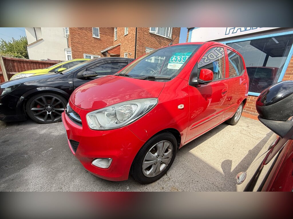 Hyundai I10 1.2 Active Hatchback Euro 5 85 Red #3