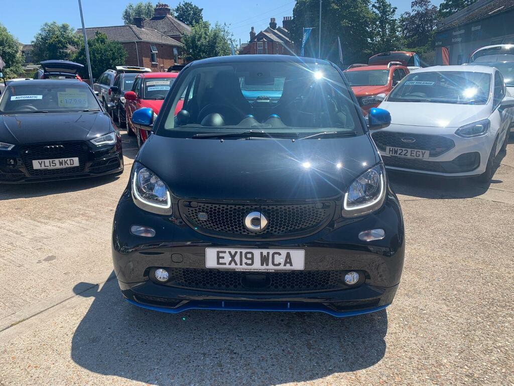 Smart Fortwo Coupe Coupe 17.6Kwh Edition Nightsky 2019 Black #3