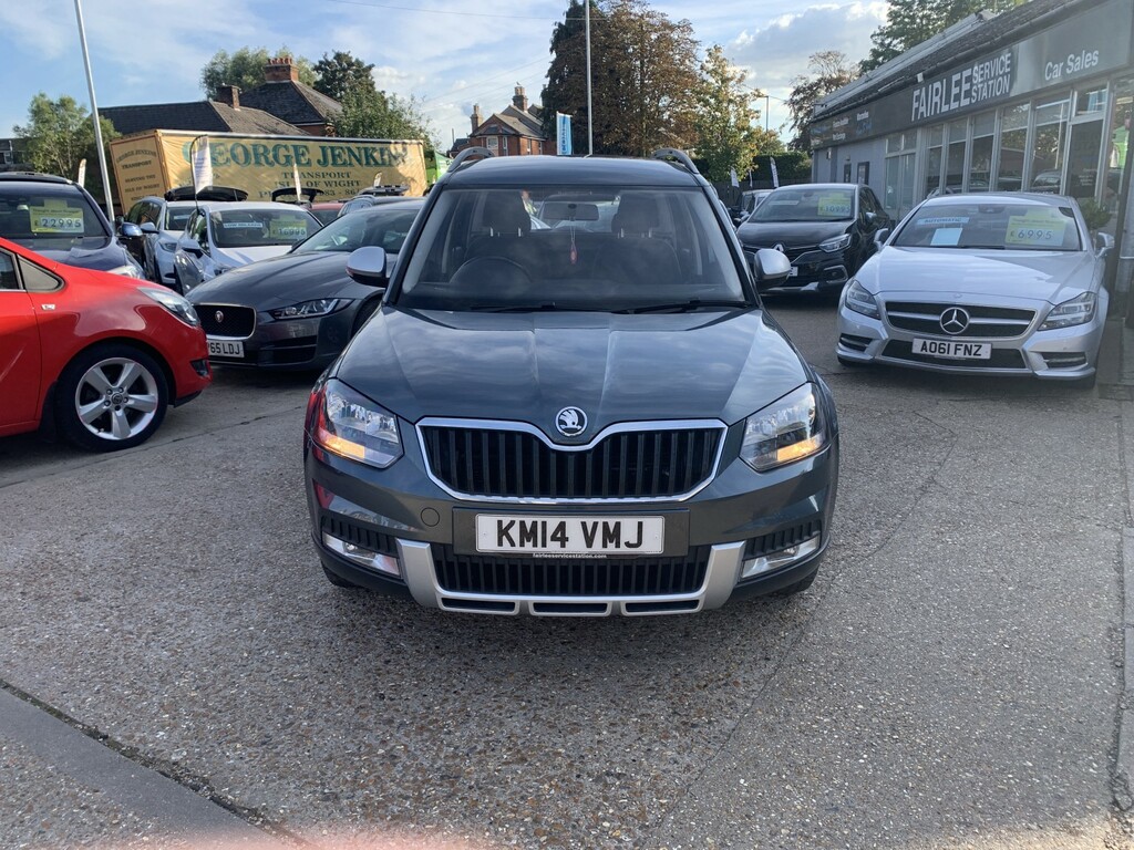 Skoda Yeti Suv 1.2 Tsi S 2014 Grey #3